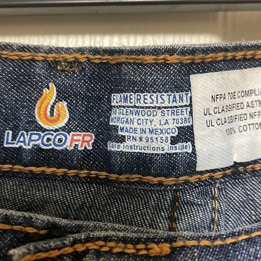 Lapco FR utility jeans. Great condition! Size 34 x36. Flame Resistant - Picture 8 of 13